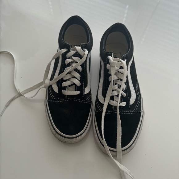 Van off the wall old skool shoe - Picture 1 of 3